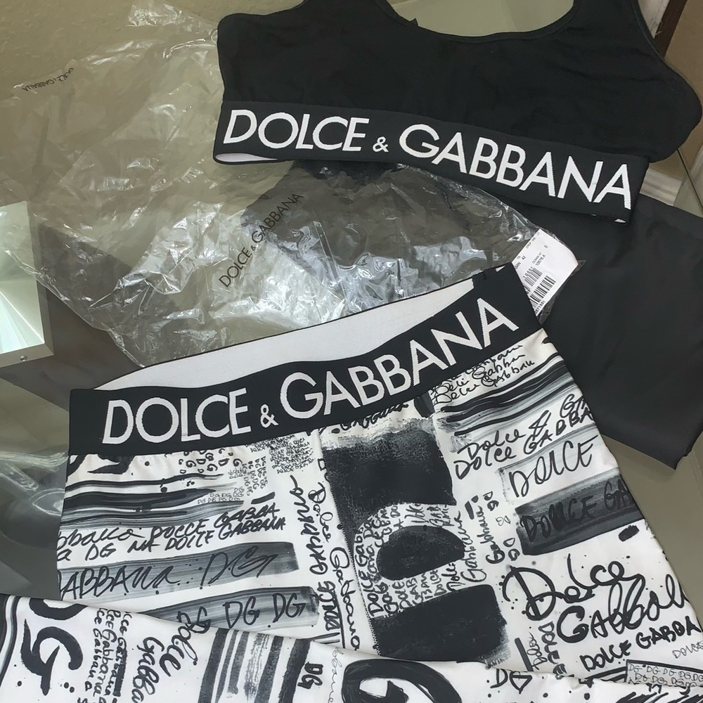 Authentic Dolce Gabbana Leggings size (42) Italy & crop top size (40)